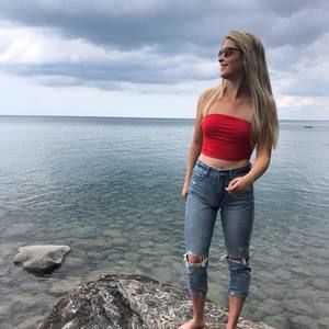 Meet your Posher, Sara